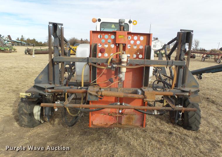 image for item DC8413 SpraCoupe 216 self-propelled sprayer