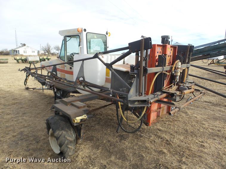 image for item DC8413 SpraCoupe 216 self-propelled sprayer