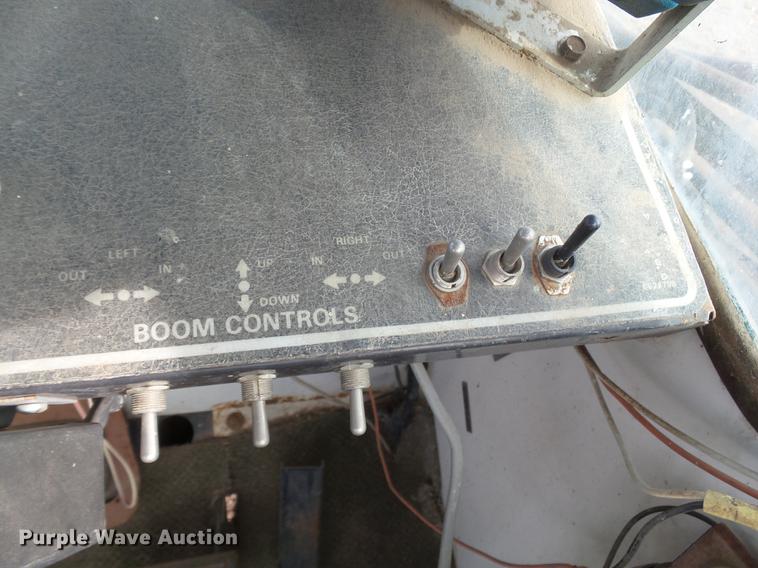 image for item DC8413 SpraCoupe 216 self-propelled sprayer