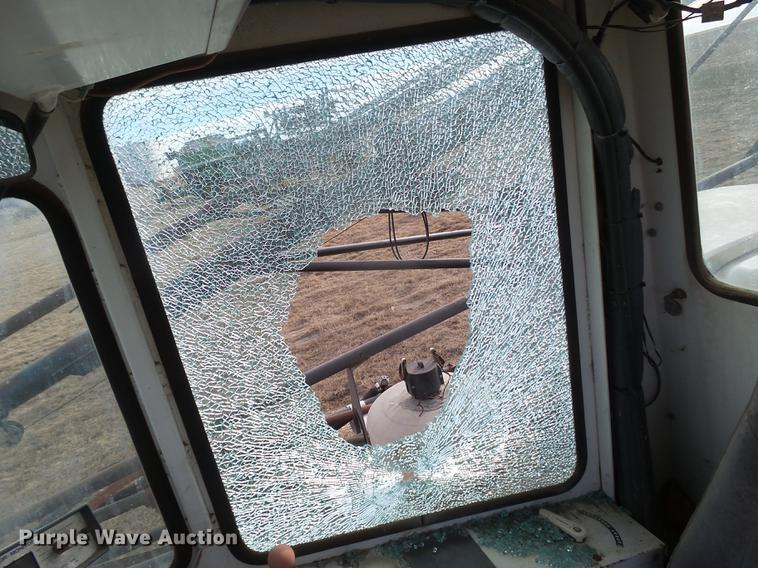 image for item DC8413 SpraCoupe 216 self-propelled sprayer