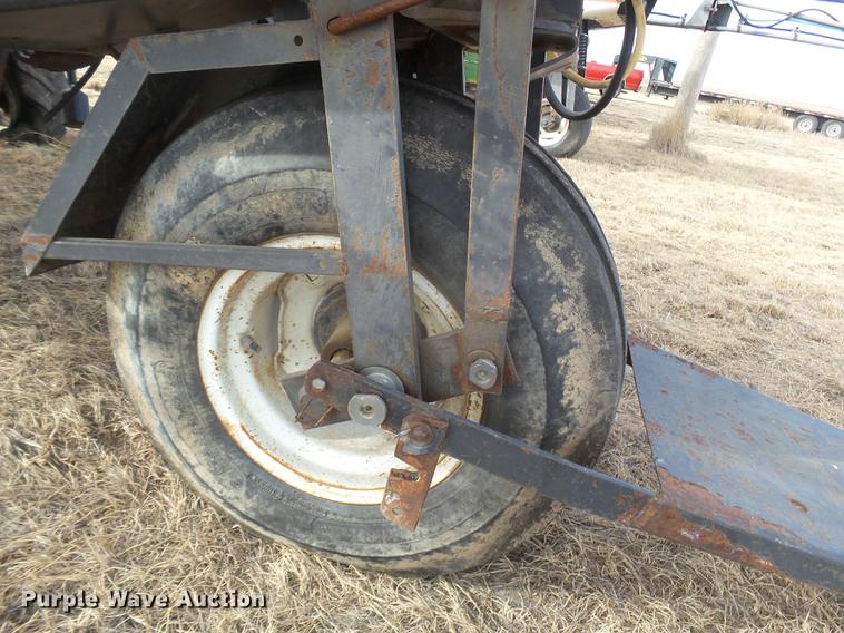 image for item DC8413 SpraCoupe 216 self-propelled sprayer