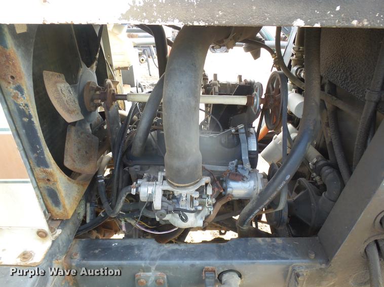 image for item DC8414 SpraCoupe 220 self-propelled sprayer