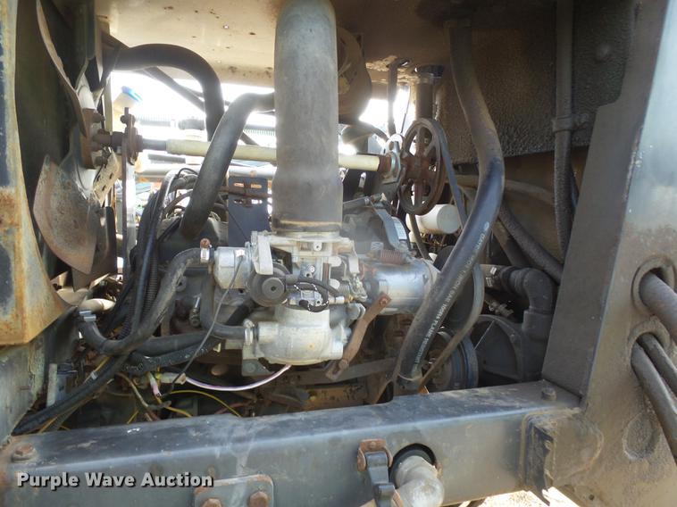 image for item DC8414 SpraCoupe 220 self-propelled sprayer