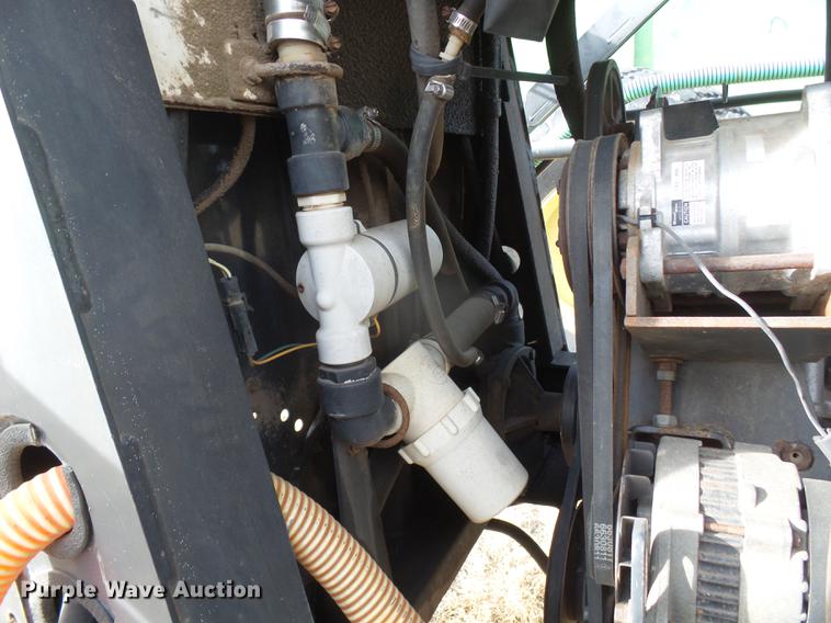 image for item DC8414 SpraCoupe 220 self-propelled sprayer