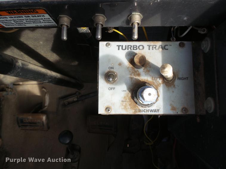 image for item DC8414 SpraCoupe 220 self-propelled sprayer