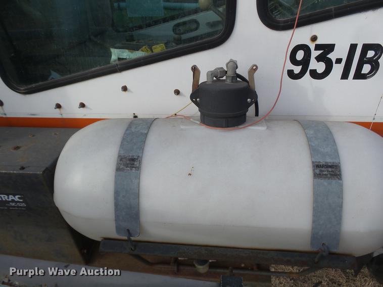 image for item DC8414 SpraCoupe 220 self-propelled sprayer