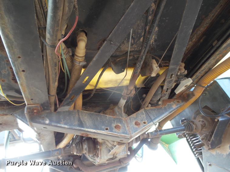 image for item DC8414 SpraCoupe 220 self-propelled sprayer