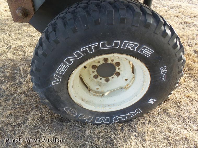 image for item DC8414 SpraCoupe 220 self-propelled sprayer