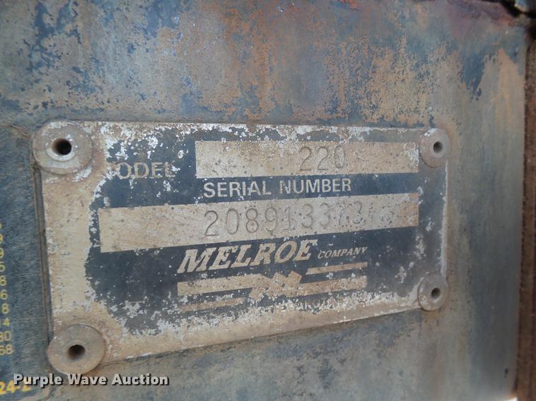 image for item DC8414 SpraCoupe 220 self-propelled sprayer