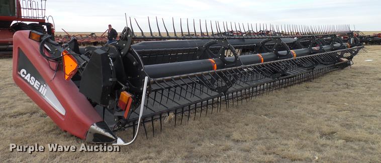 image for item DD1376 2008 Case IH 2142 draper head