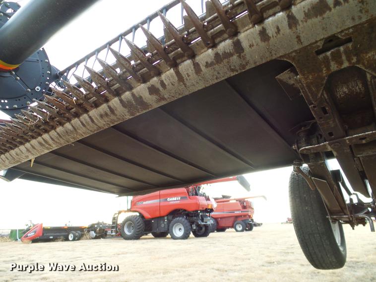 image for item DD1376 2008 Case IH 2142 draper head