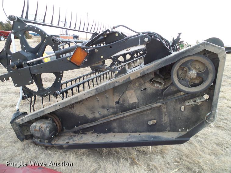 image for item DD1376 2008 Case IH 2142 draper head