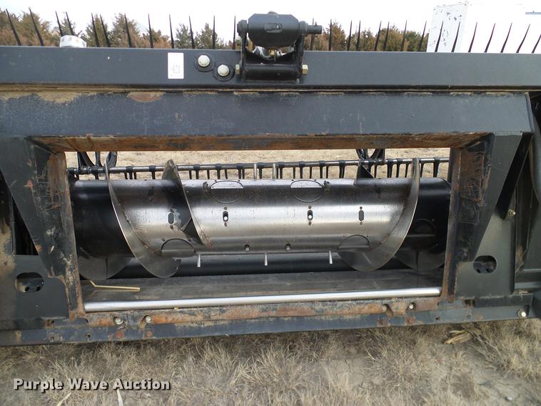 image for item DD1376 2008 Case IH 2142 draper head