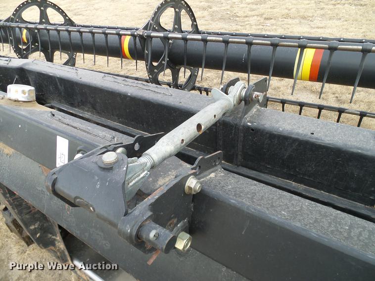 image for item DD1376 2008 Case IH 2142 draper head