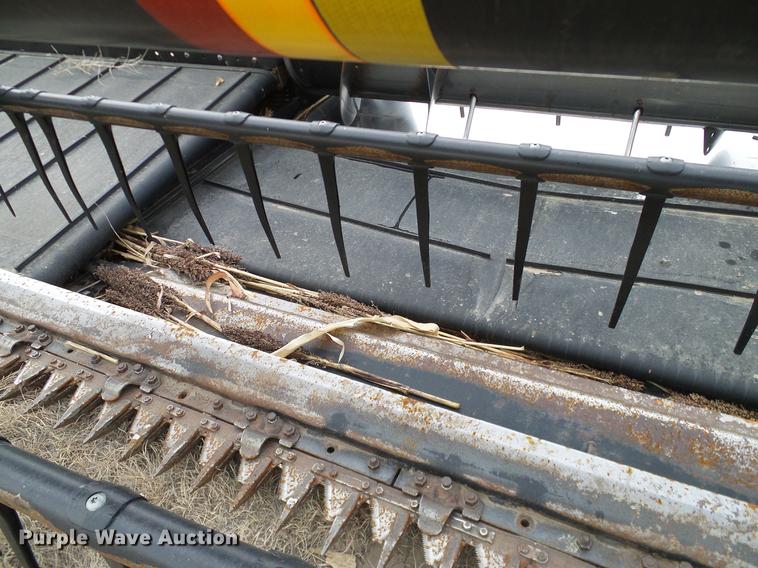 image for item DD1376 2008 Case IH 2142 draper head