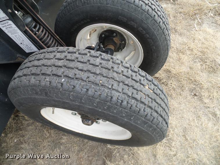 image for item DD1376 2008 Case IH 2142 draper head