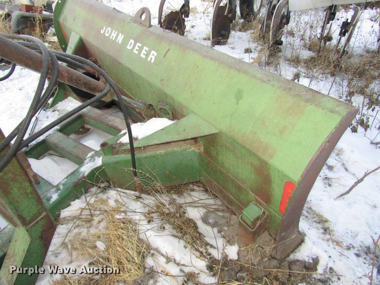 image for item DD2937 John Deere 544 blade