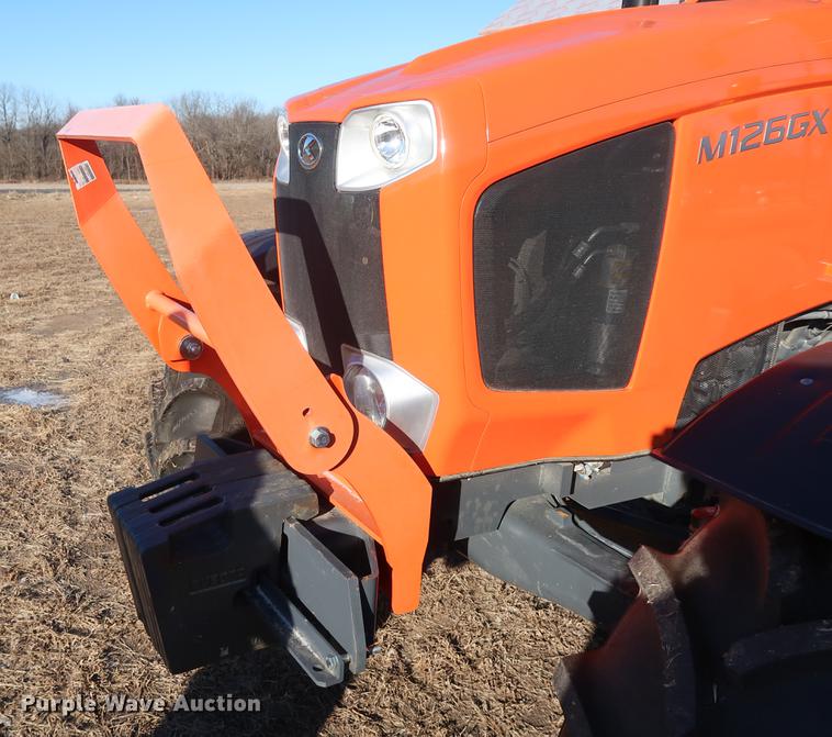 image for item DD9578 2016 Kubota M126GX MFWD tractor