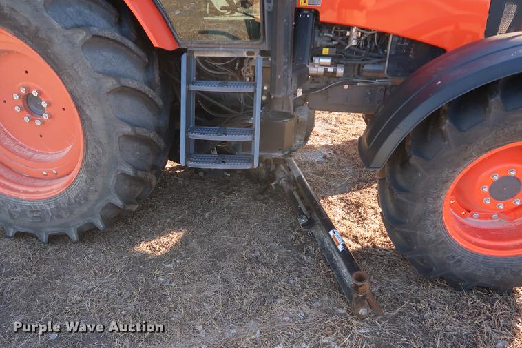 image for item DD9578 2016 Kubota M126GX MFWD tractor