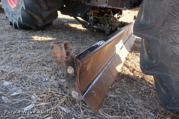 image for item DD9578 2016 Kubota M126GX MFWD tractor