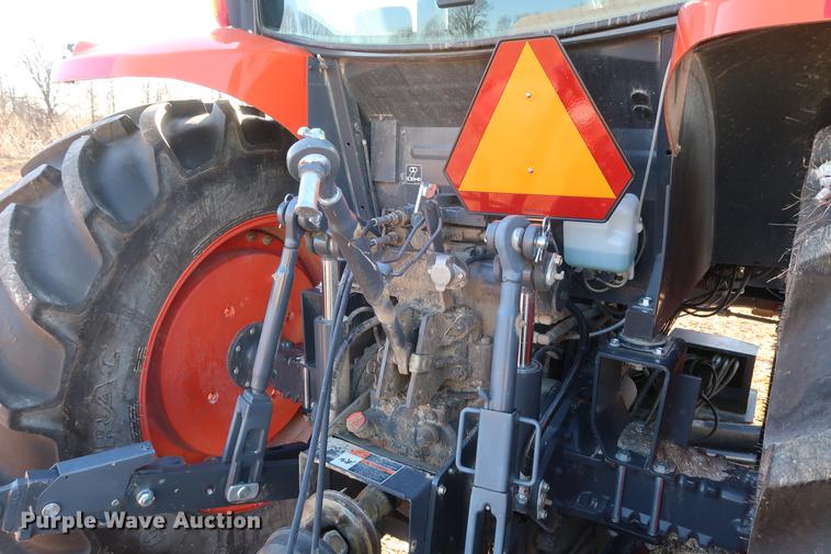 image for item DD9578 2016 Kubota M126GX MFWD tractor