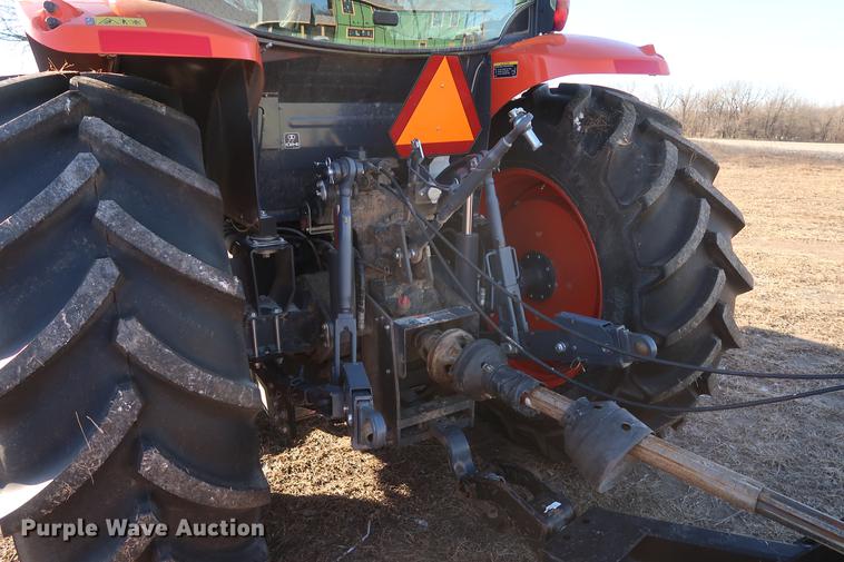 image for item DD9578 2016 Kubota M126GX MFWD tractor