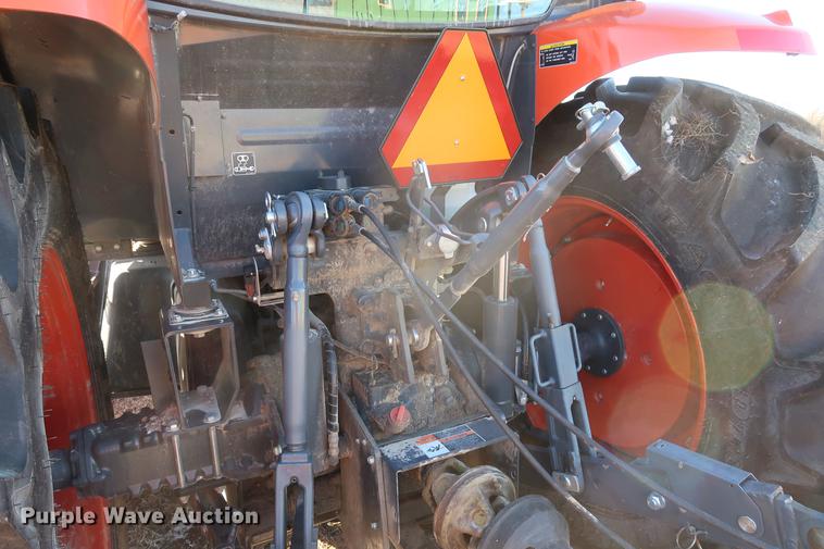image for item DD9578 2016 Kubota M126GX MFWD tractor