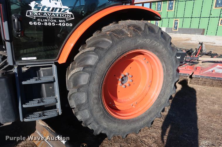 image for item DD9578 2016 Kubota M126GX MFWD tractor