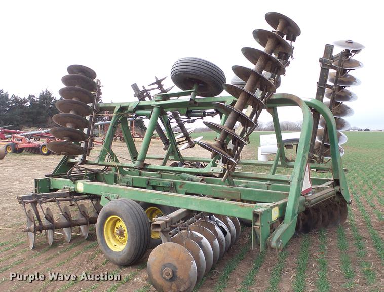image for item DK9143 John Deere 230 disk