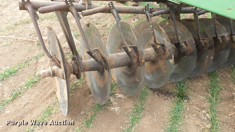 image for item DK9143 John Deere 230 disk