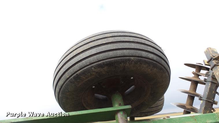 image for item DK9143 John Deere 230 disk