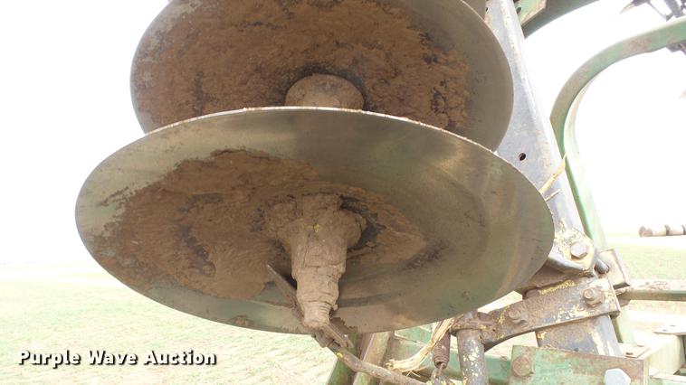 image for item DK9143 John Deere 230 disk