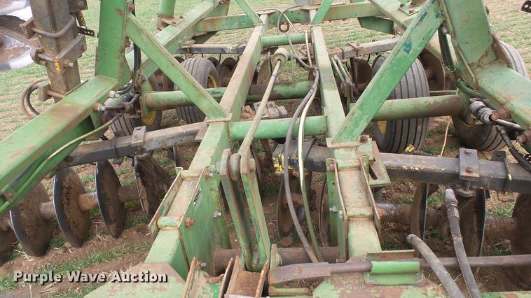 image for item DK9143 John Deere 230 disk