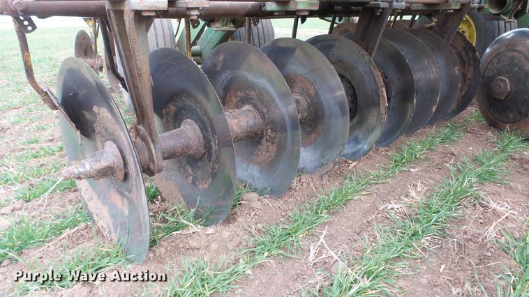 image for item DK9143 John Deere 230 disk