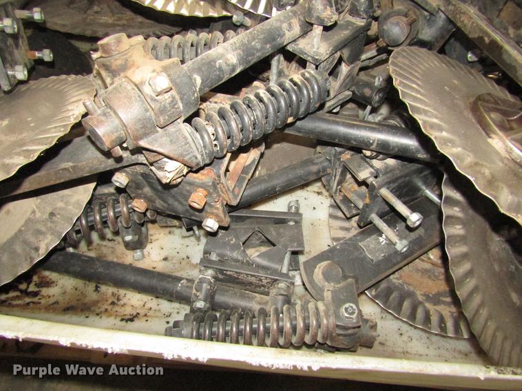 image for item DO9056 Ag equipment accessories