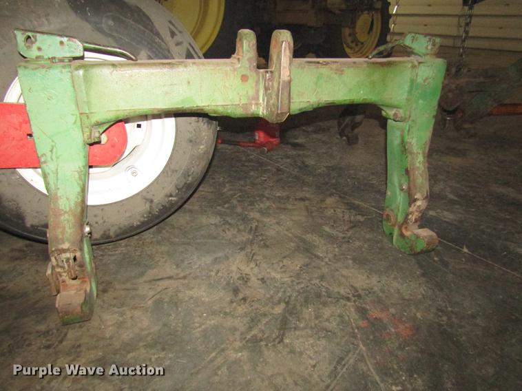 image for item DO9056 Ag equipment accessories