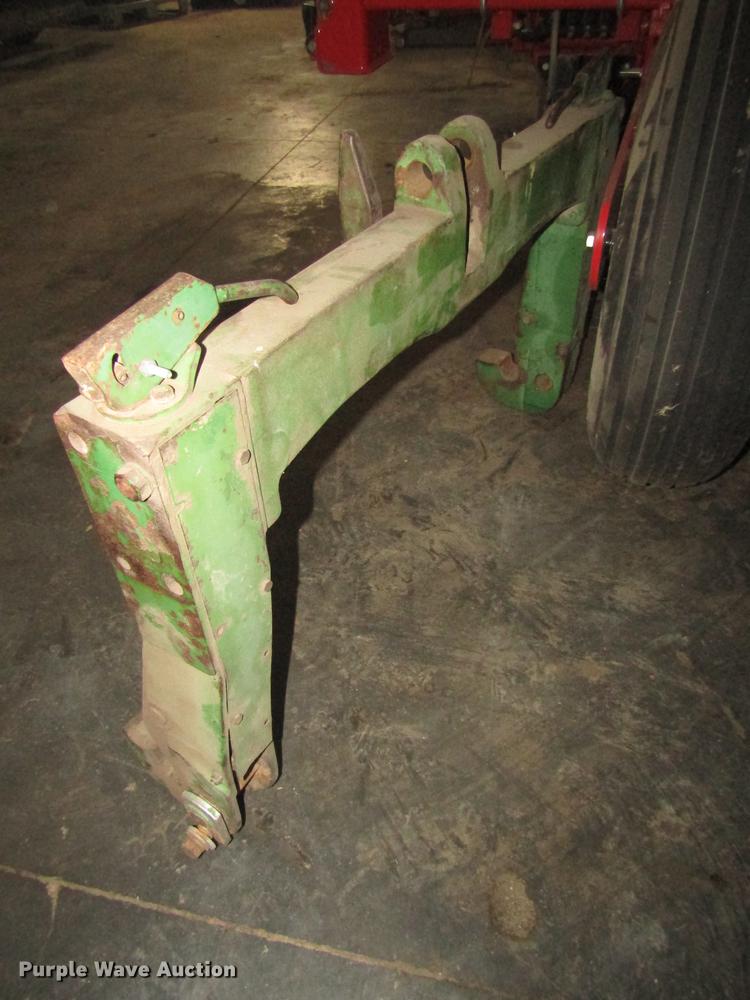 image for item DO9056 Ag equipment accessories