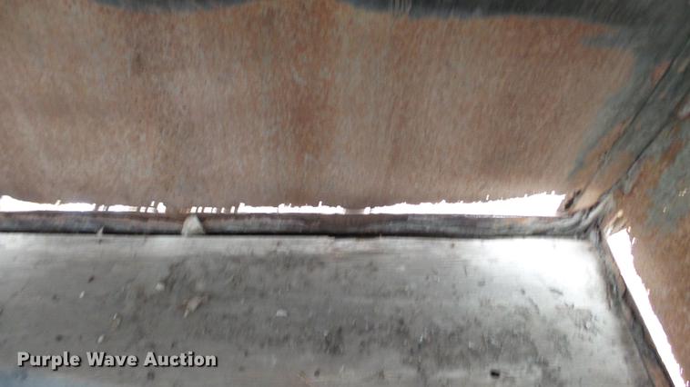 image for item EC9500 1991 Titan livestock trailer