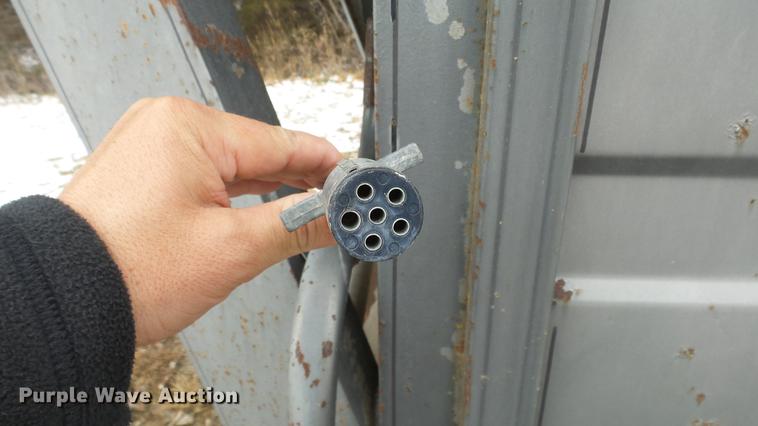 image for item EC9500 1991 Titan livestock trailer