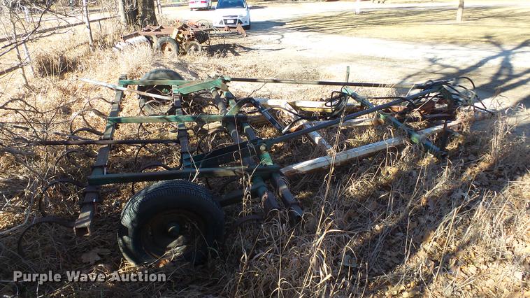 image for item EC9553 Spring tooth harrow