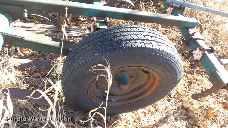 image for item EC9553 Spring tooth harrow