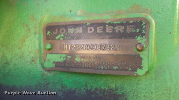 image for item EF9341 John Deere 4020 tractor