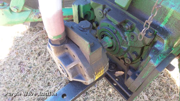 image for item EF9341 John Deere 4020 tractor