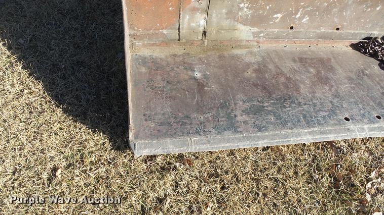 image for item EF9341 John Deere 4020 tractor