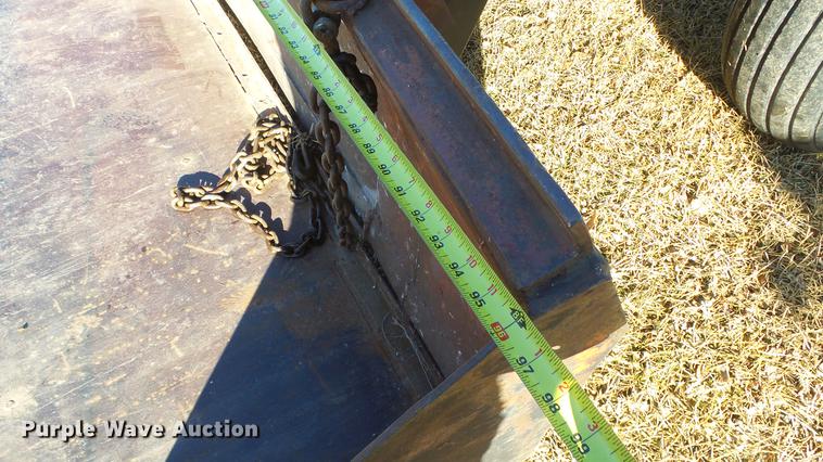 image for item EF9341 John Deere 4020 tractor