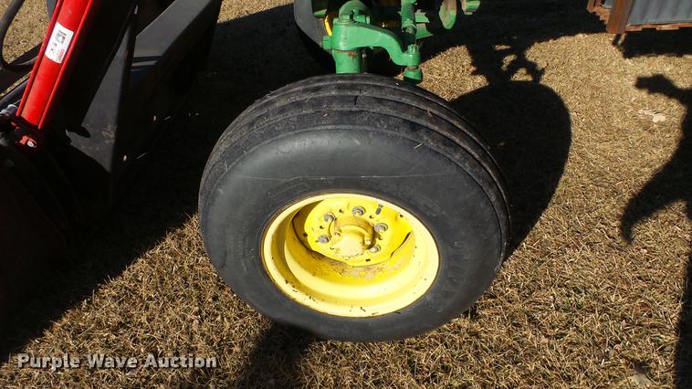 image for item EF9341 John Deere 4020 tractor