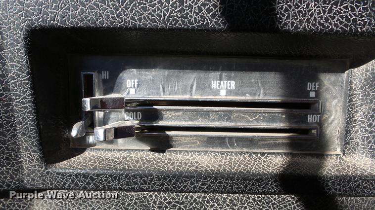 image for item EF9343 1976 Chevrolet C60 dump flatbed truck