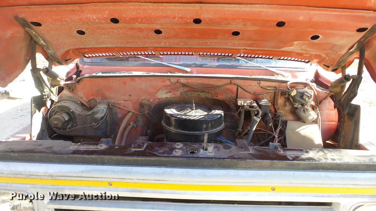 image for item EF9343 1976 Chevrolet C60 dump flatbed truck