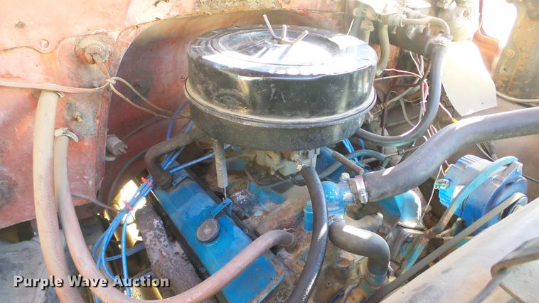 image for item EF9343 1976 Chevrolet C60 dump flatbed truck