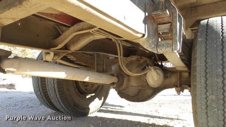 image for item EF9343 1976 Chevrolet C60 dump flatbed truck